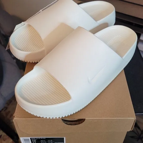 Nike Calm Unisex Slides SAIL/ White Slides New In Box SIZE 7
