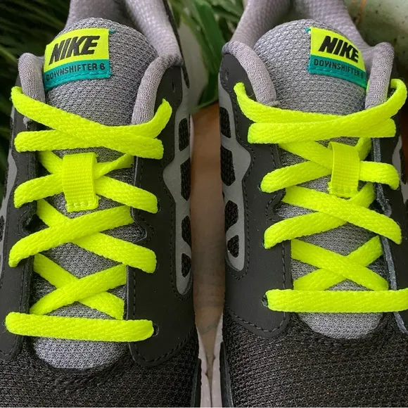 Nike Downshifter 6 Youth Black / Neon Green Sneakers