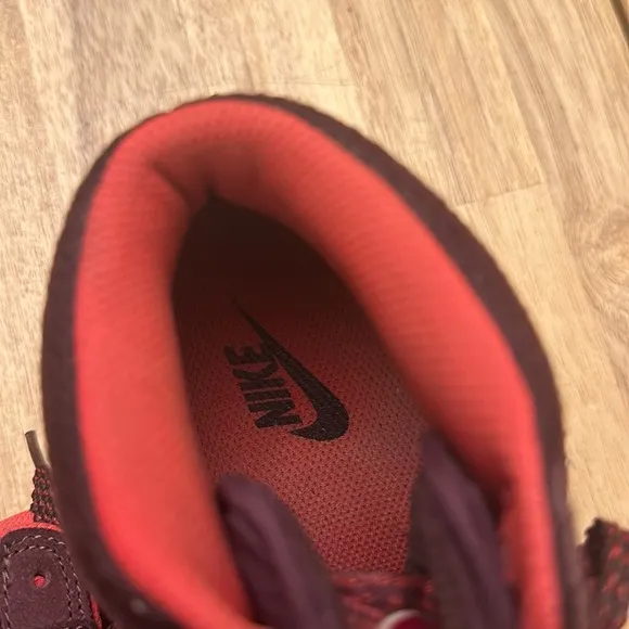 NIKE Dunk Sky Hi mesh burgundy sneakers