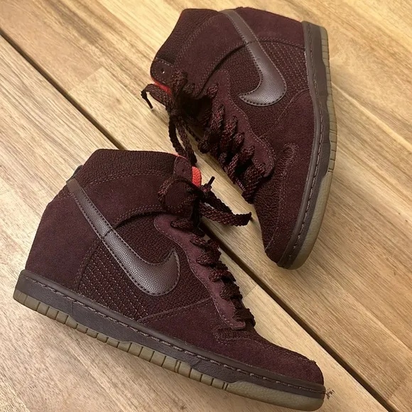 NIKE Dunk Sky Hi mesh burgundy sneakers
