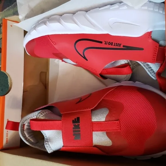 NIKE Flex Runner Red Slip on Sneakers