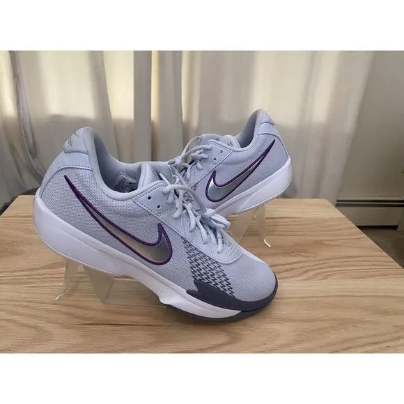 Nike G.T. Cut Academy Women’s Basketball Shoe Sz 12.5