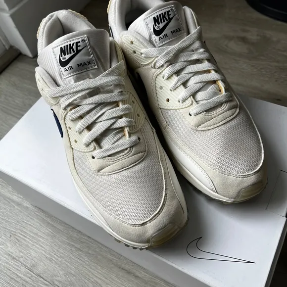 Nike ID White/Sail and Midnight Navy Blue Air Max 90 Sneakers (US 10.5M)