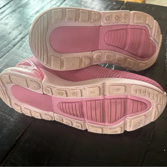 Nike Kids Sneakers in Pink