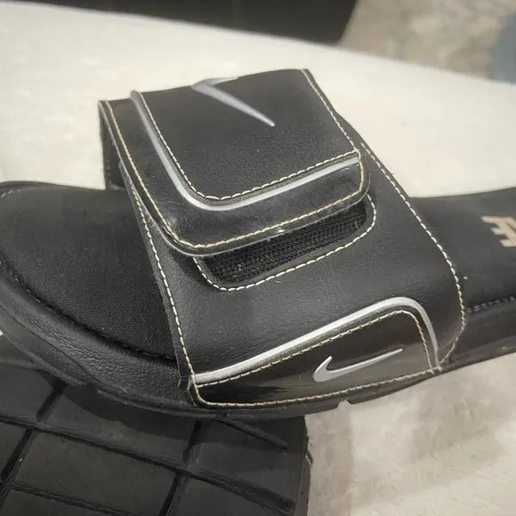 Nike Mens Black Slide Sandals adjustable size 11