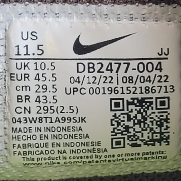 Nike  Men's Size 11.5 Crater Impact Phantom sneakers.
