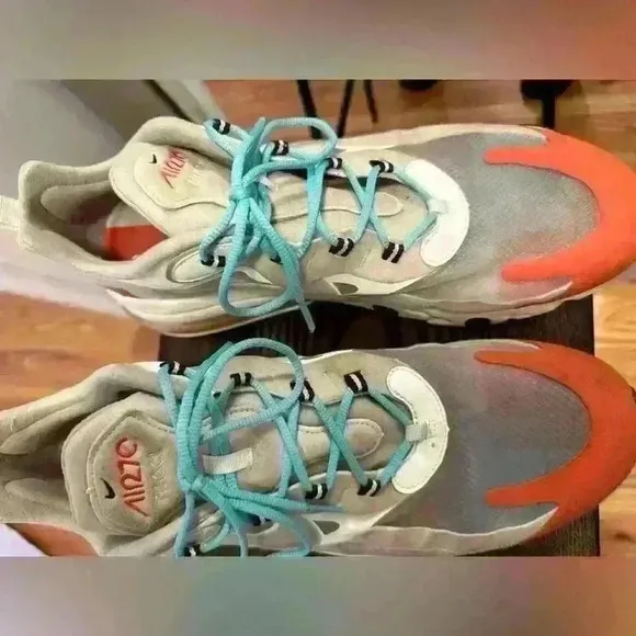 Nike Men’s Sneakers