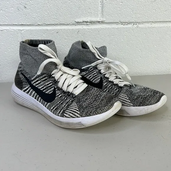NIKE Mesh HighTop Athletic Sneakers sz 8 Gray/White 818677-101 lunarepic flyknit