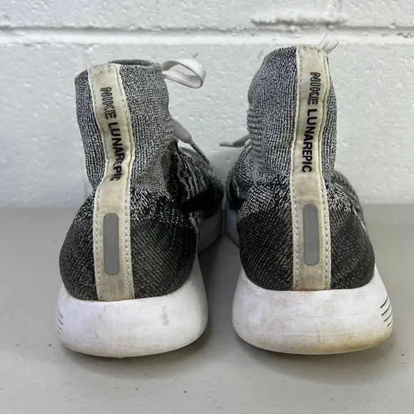 NIKE Mesh HighTop Athletic Sneakers sz 8 Gray/White 818677-101 lunarepic flyknit