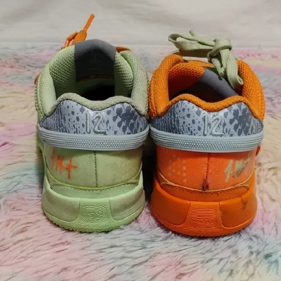 Nike Mismatched Basketball Orange/Green Sneakers W Mesh Upper 5Y #52