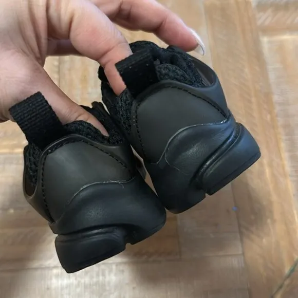 Nike Presto All-Black Toddle Elastic Lace Slip-On Sneakers