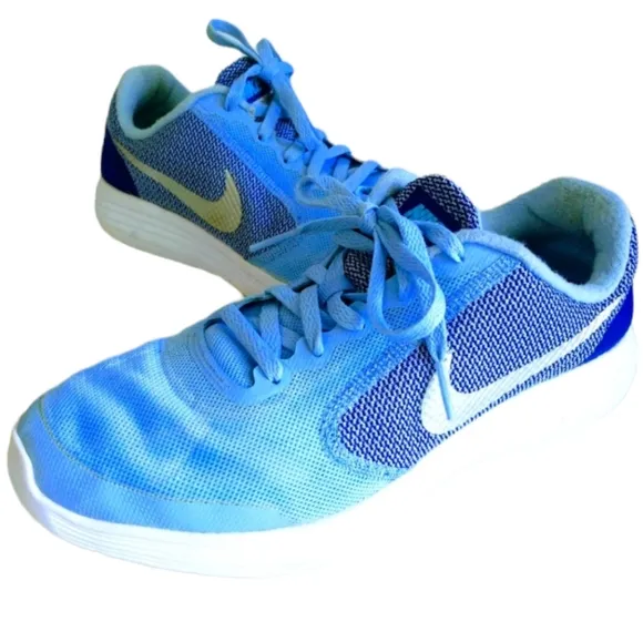 NIKE Revolution 3 Big Kid's Sneakers