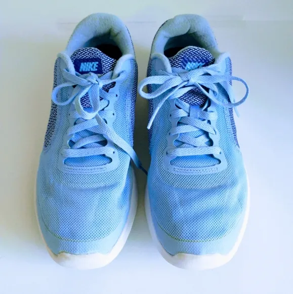 NIKE Revolution 3 Big Kid's Sneakers