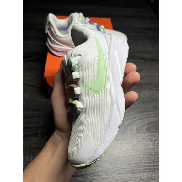 Nike Star Runner 4 NN SE (PS) White/Multi Girl's Slip On Sneakers-Size 12C NWB
