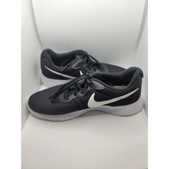 Nike TANJUN Men's Black White DJ6258-003 Lace Up Athletic Mesh Running Sneakers