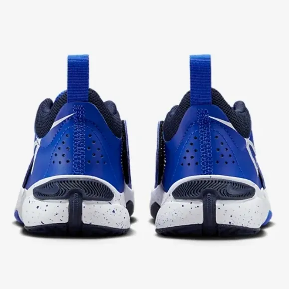 Nike Team Hustle D 11 ,size 5Y