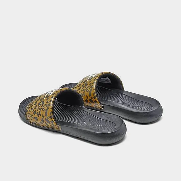 NIKE VICTORI ONE CHUTNEY ANIMAL PRINT SLIDES NWT SZ 8