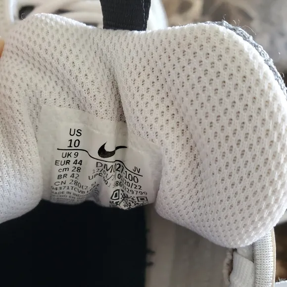 Nike White Mesh Sneakers
