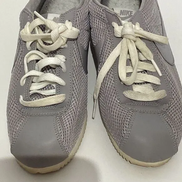 Nike Women's Gray Classic Cortez Premium Lace Up Mesh Sneakers Size 9.5