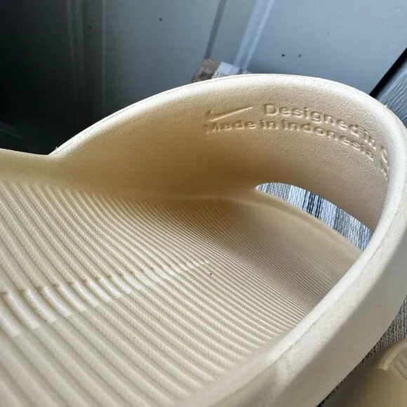 Nike CalmMen's Slides Size 10