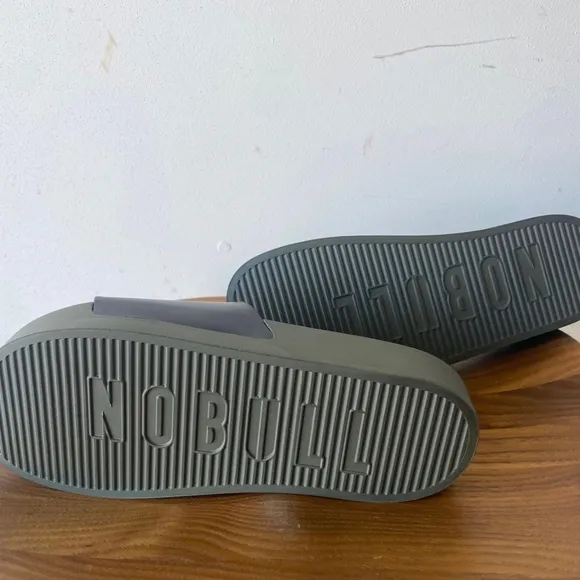 NOBULL Slides Black Ivy -NWOB