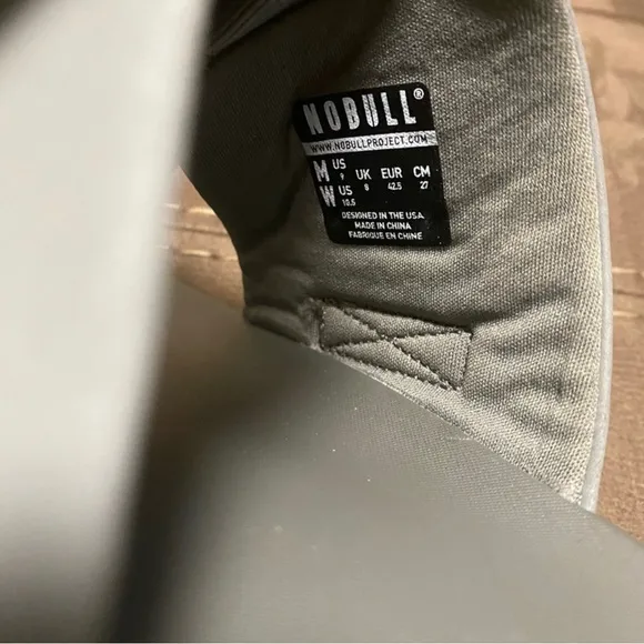 NOBULL Unisex Adjustable Slides Size men’s 9 women’s 10.5