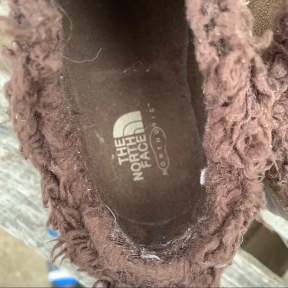 North Face Heat Seekers 200 gram furry low winter snow boots 8.5