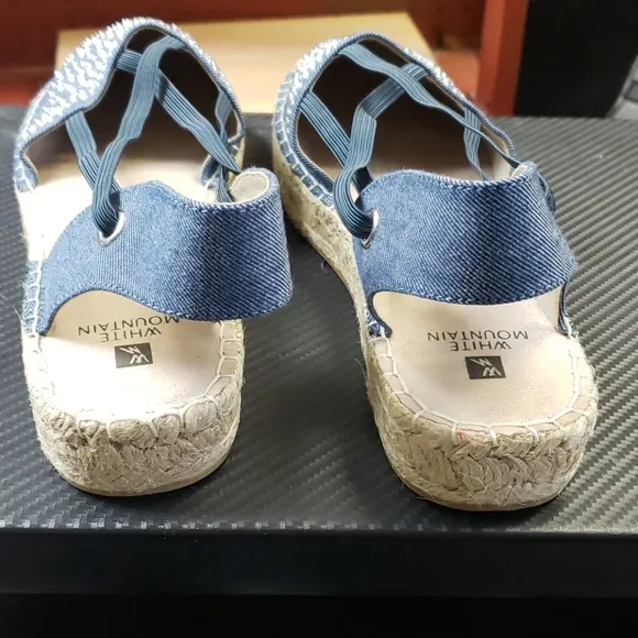NWB Adorable Jean Espadrilles w/ embellishment