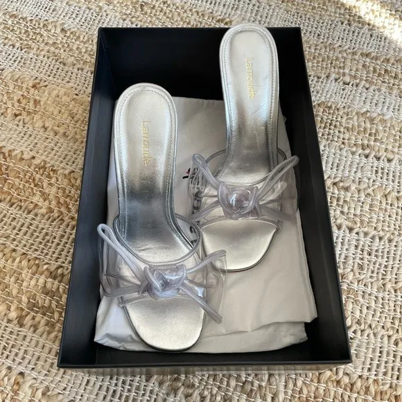 NWB Larroude Mariah Mule Sandal In Silver Metallic Leather and Vinyl, 7.5