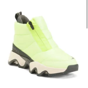 NWB Sorel Waterproof Kinetic Impact Puffy Zip Boots