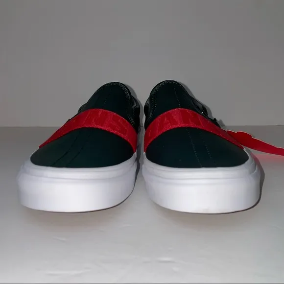 NWB Vans Classic Slip On Leather &amp; Webbing Scarabred Sneakers