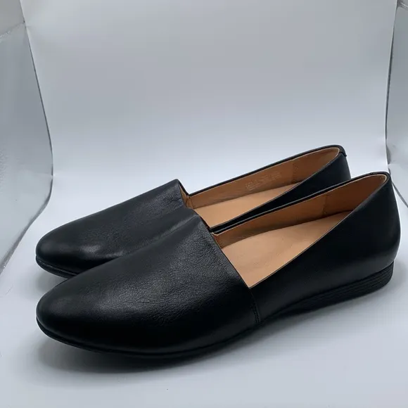 NWB Women's Dansko Larisa black leather flats comfort size 41 US 10.5-11 1624