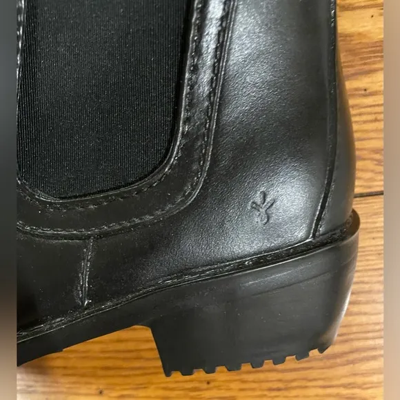 NWOB EMU Australia Grayson Rain boot, black, size 9/40
