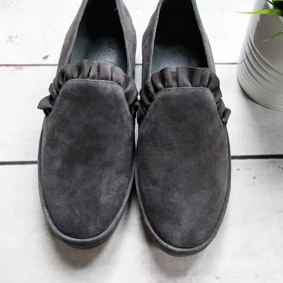 NWOB JOIE Dee Ruffle Suede Slip-On Sneaker Coal