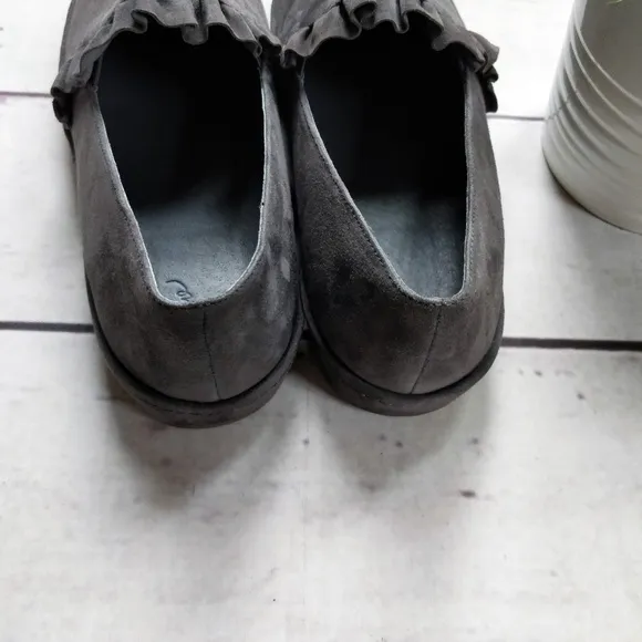 NWOB JOIE Dee Ruffle Suede Slip-On Sneaker Coal