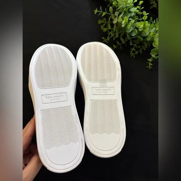 NWOB Kate Spade Aleta Scalloped Slip-on Sneakers