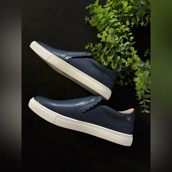 NWOB Kate Spade Aleta Scalloped Slip-on Sneakers