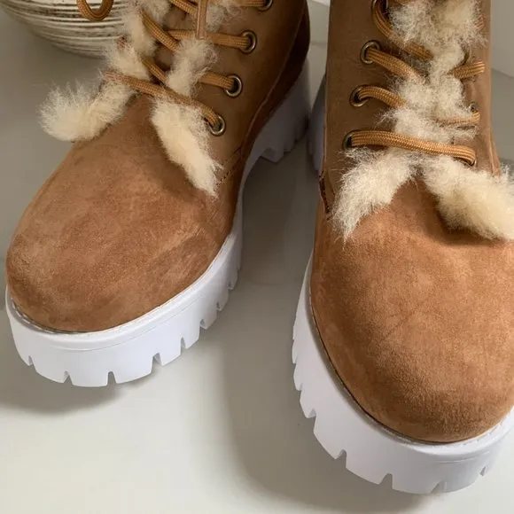 NWOB RARE Ugg x Dr. Marten Fur Lined Lace Up Boots, Size 38