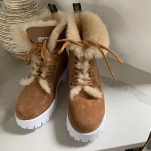 NWOB RARE Ugg x Dr. Marten Fur Lined Lace Up Boots, Size 38