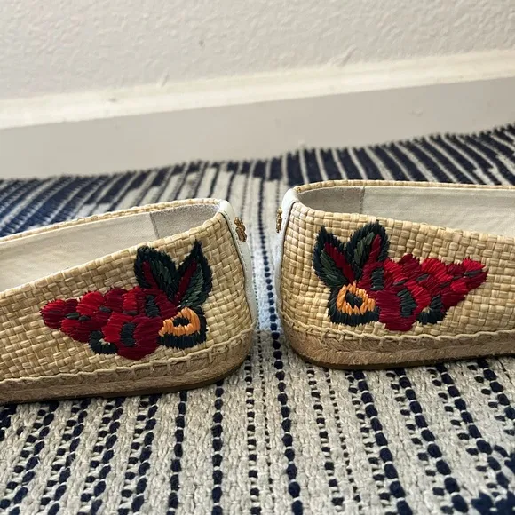 NWOB Tory Burch Flat Raffia Embroidered Espadrilles Fruit Basket
