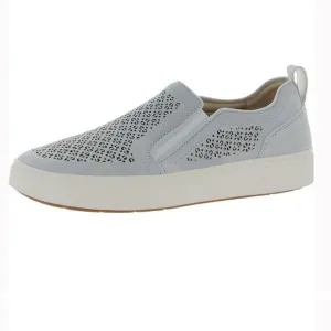 NWOB Vionic Kimmie Perf Sneakers
