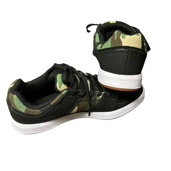 NWOT DC Black and Camo Sneakers