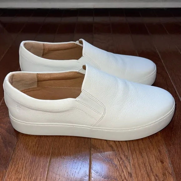 NWOT Frye Lena Slip On Sneakers