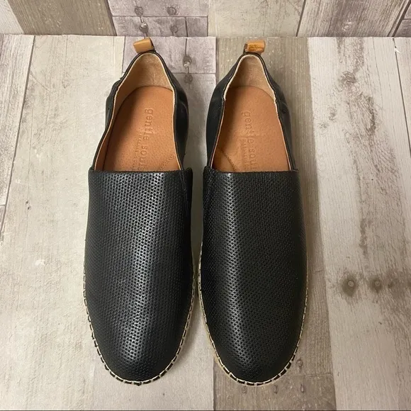 NWOT Gentle Souls by Kenneth Cole Lizzy Espadrille