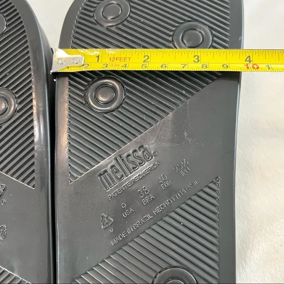 NWOT Melissa Beach Slides   Baja East ad Black &amp; White Slipper Size 9