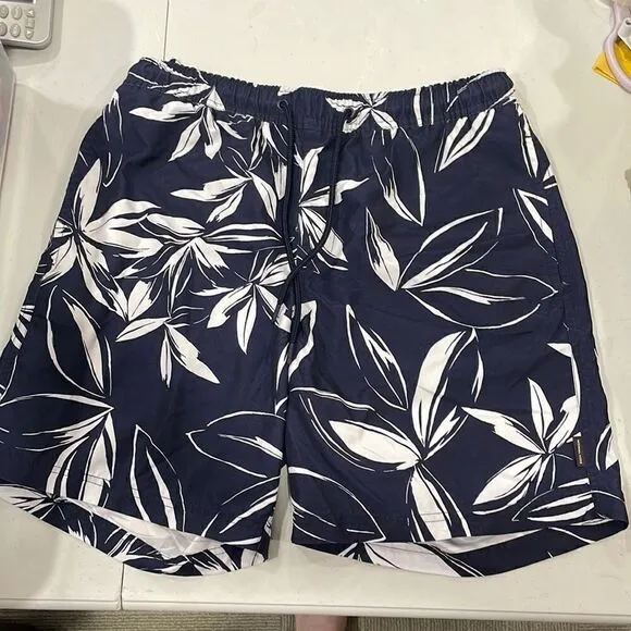 NWOT Michael Kors Tropical Men's Swim Trunks.  Size M medium