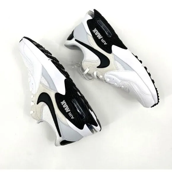 NWOT Nike Air Max Low Mesh Upper Lace Up White Black Sneakers US 8.5