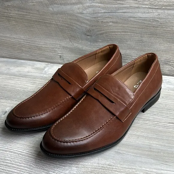 NWOT NY&amp;C Men's Brown Leather Like Loafers size 13