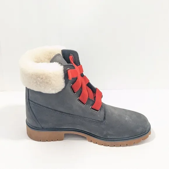 NWOT Timberland Jayne boots