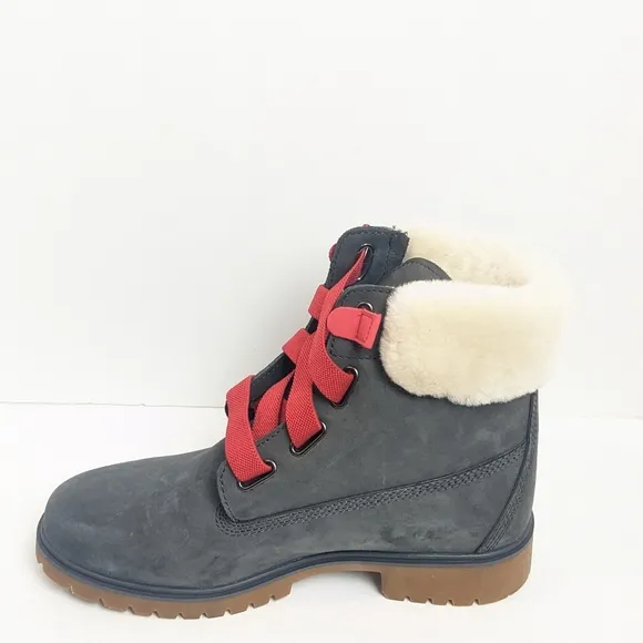NWOT Timberland Jayne boots